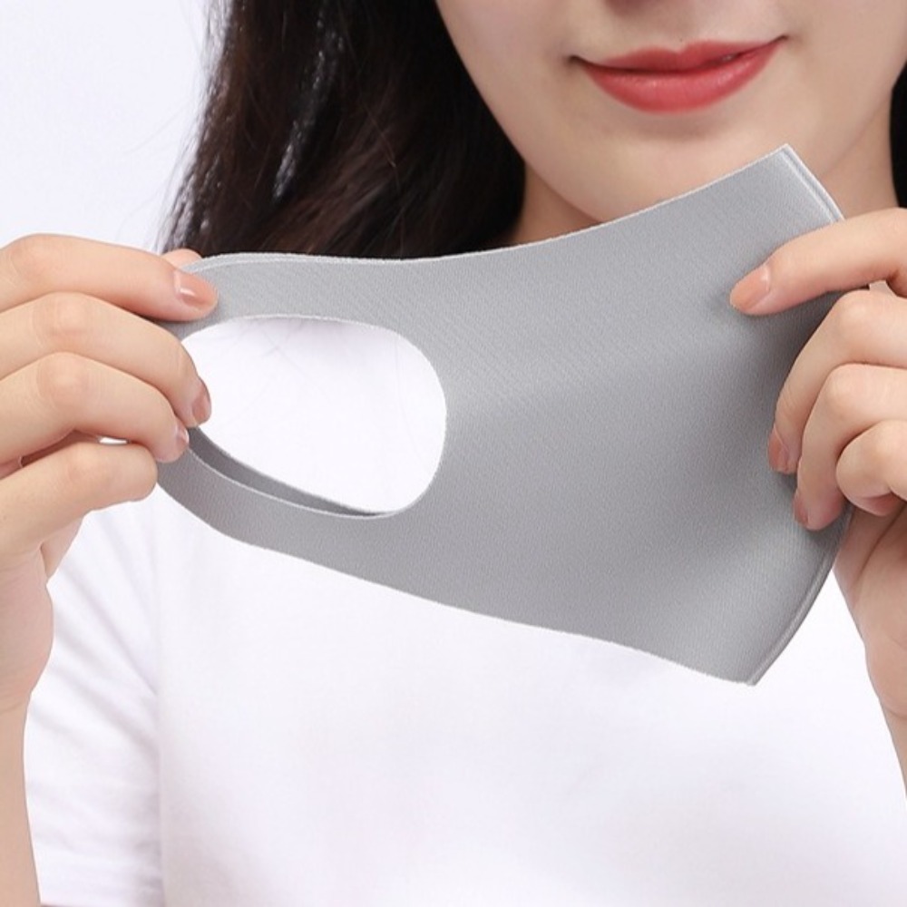 Nuova Maschera Traspirante in  - Surgical Mask recensione e prezzo